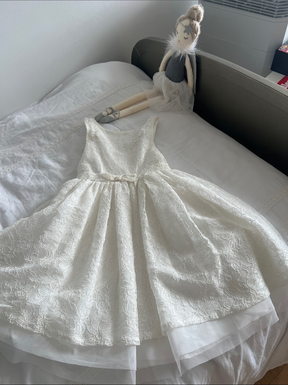 Off White Lace Tulle Girls' Party Dress - Elegant A-Line
